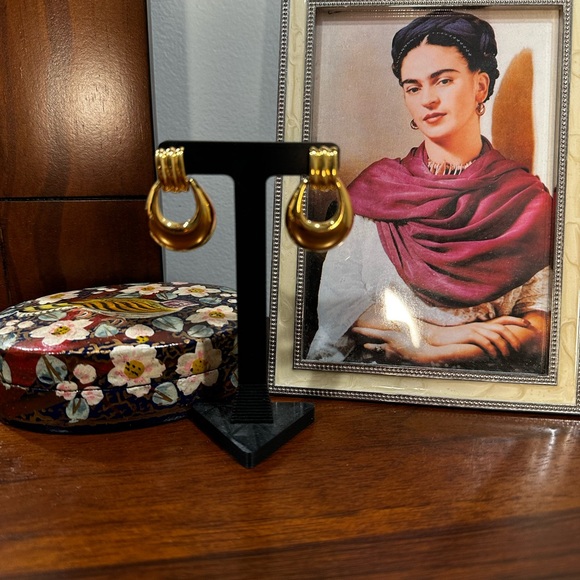 Vintage Napier Gold Tone Door Knocker Earrings – Post Back - Picture 2 of 11